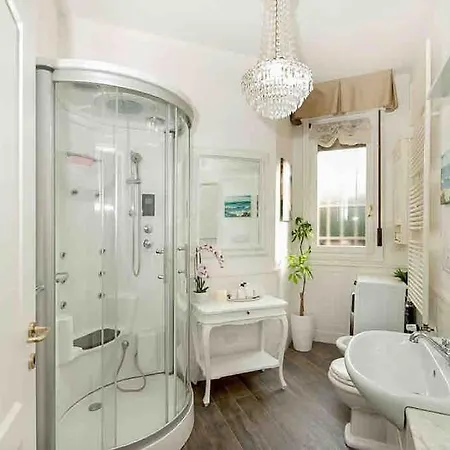 Bologna Luxe Haven Apartmán