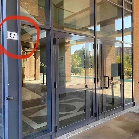 Bologna Luxe Haven Apartamento