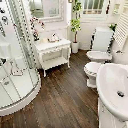 Bologna Luxe Haven Apartmán *